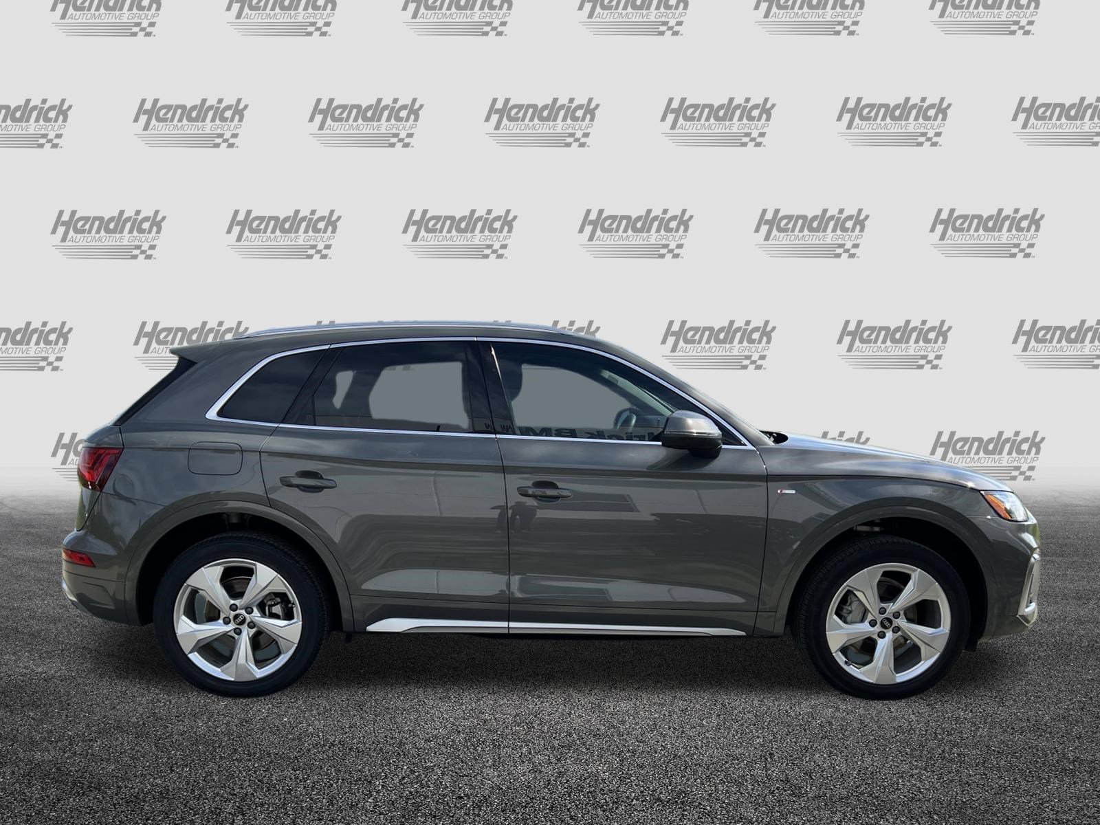 Certified 2023 Audi Q5 2.0T Premium Plus w/ Premium Plus Package image 10