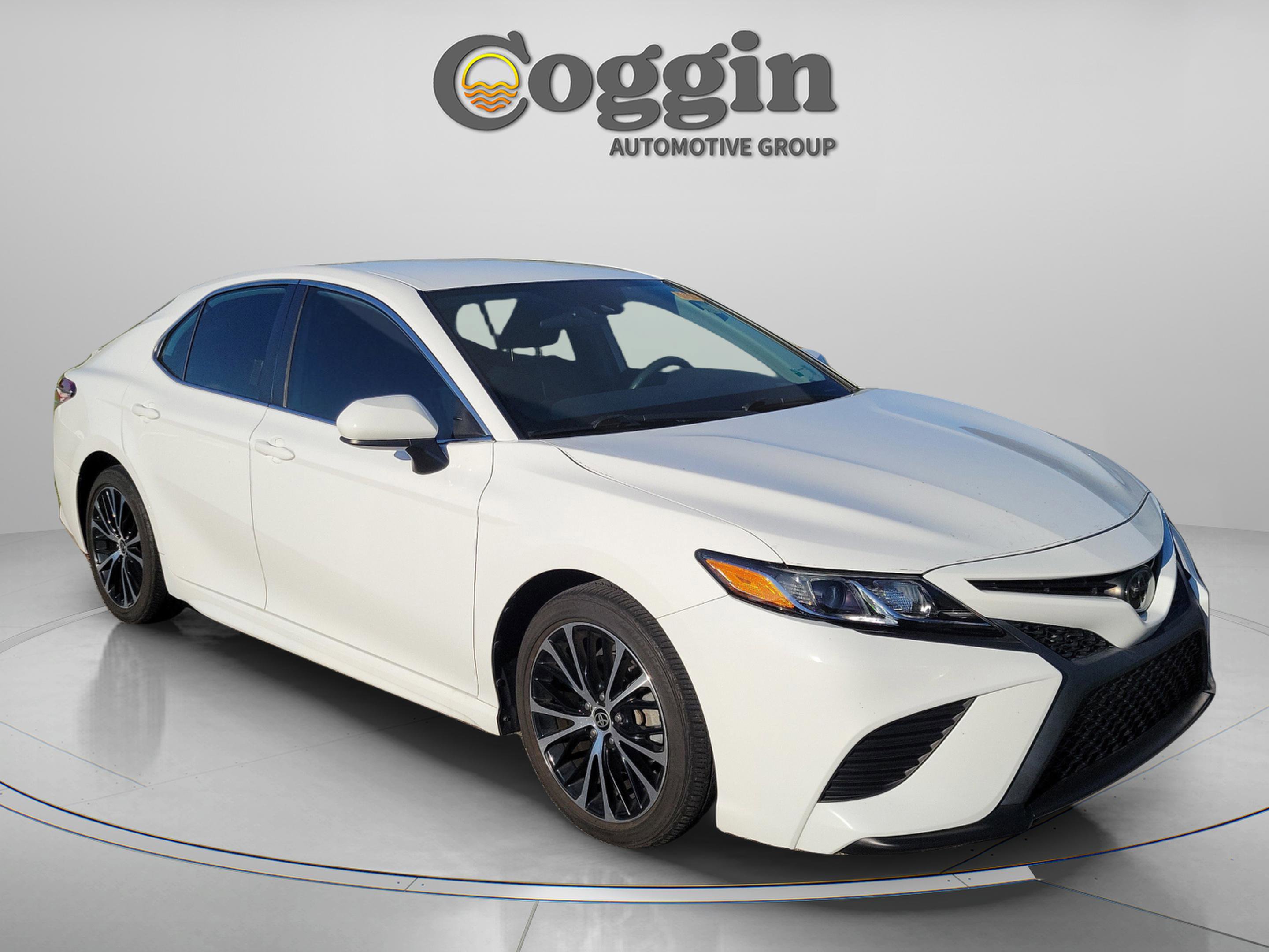 Used 2020 Toyota Camry SE image 6