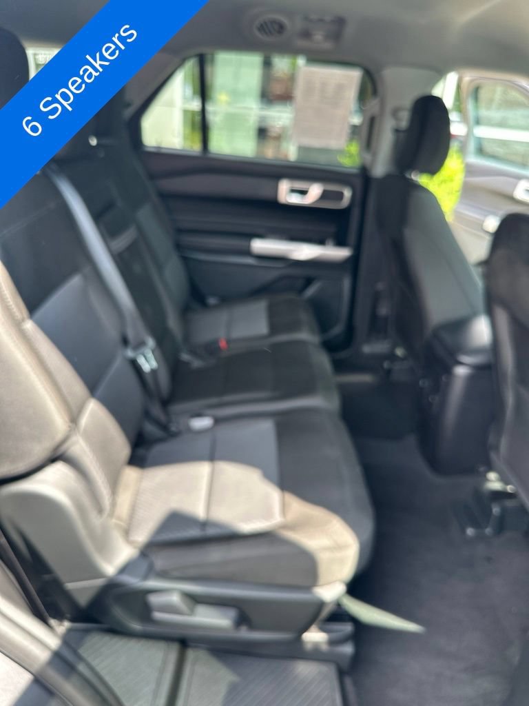 Used 2024 Ford Explorer XLT AWD/4WD image 10