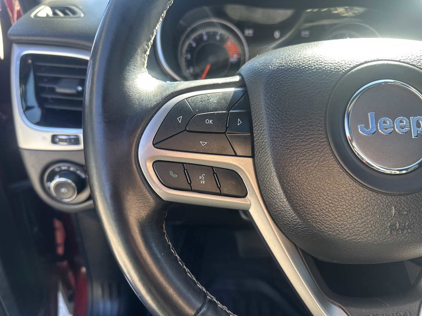 Used 2021 Jeep Cherokee Latitude Lux 80th Anniv w/ Quick Order Package 26U 80TH image 19