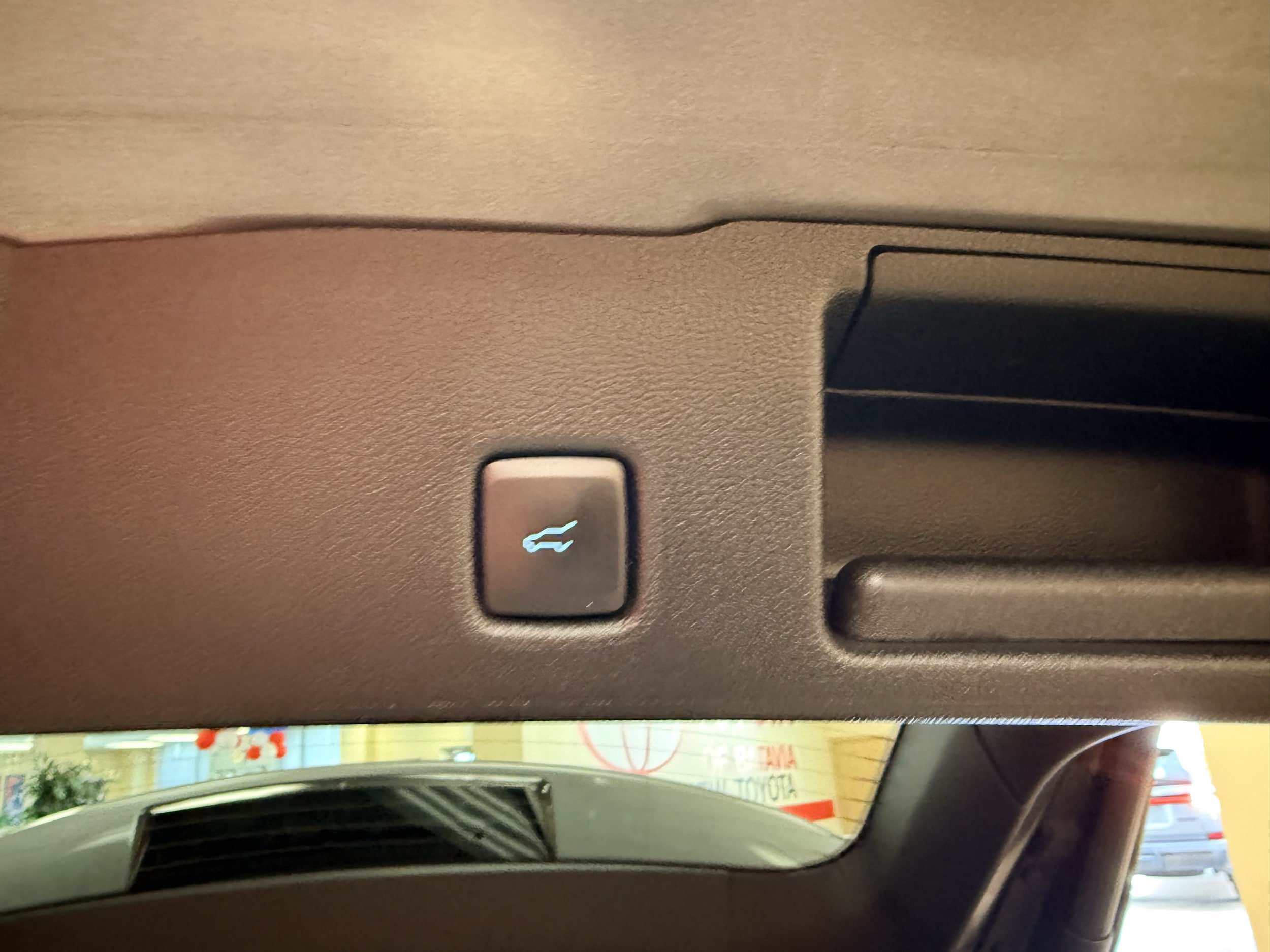 Used 2024 Ford Escape Active AWD/4WD image 16