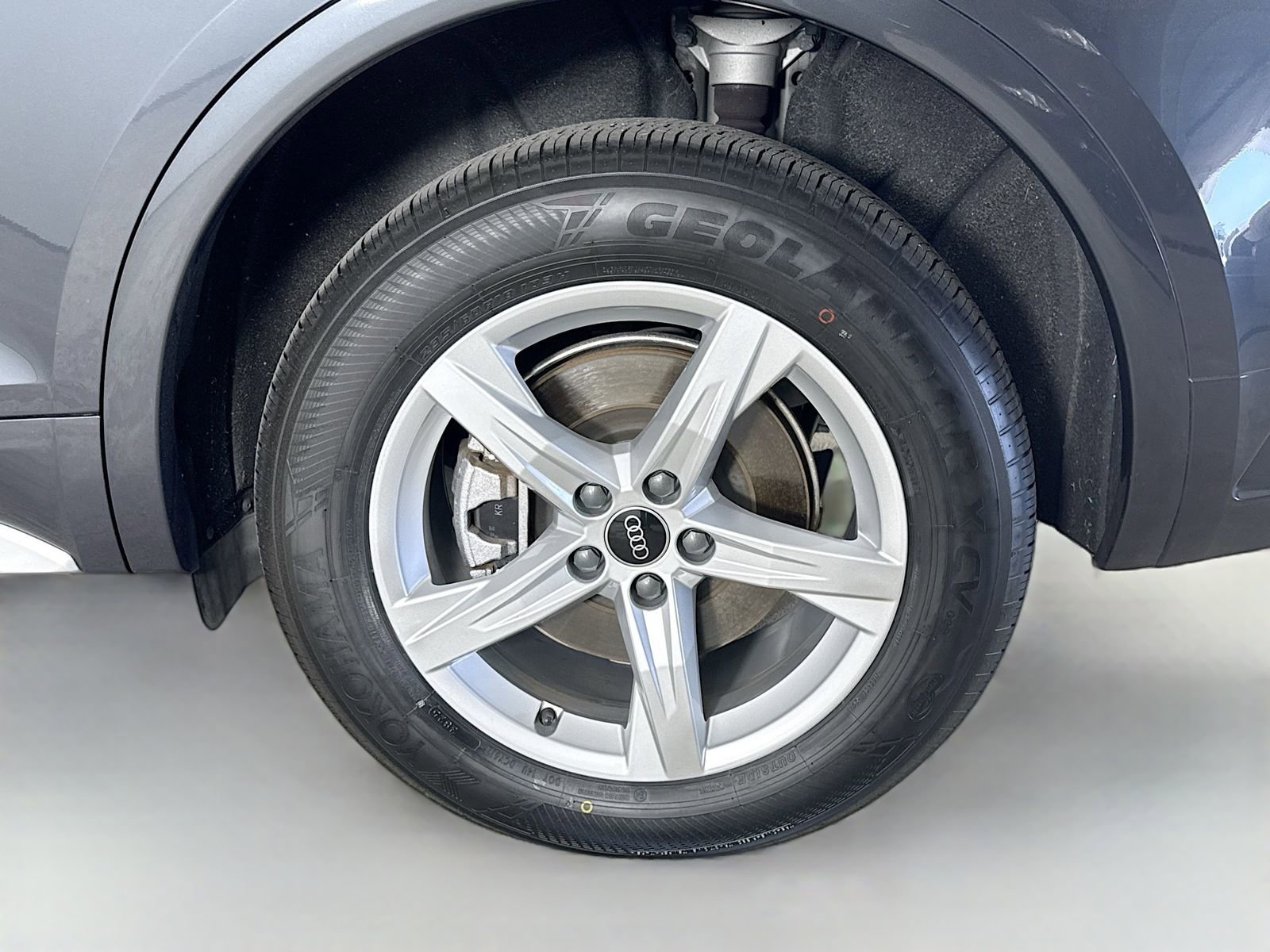 Used 2023 Audi Q5 2.0T Premium w/ Convenience Package image 31