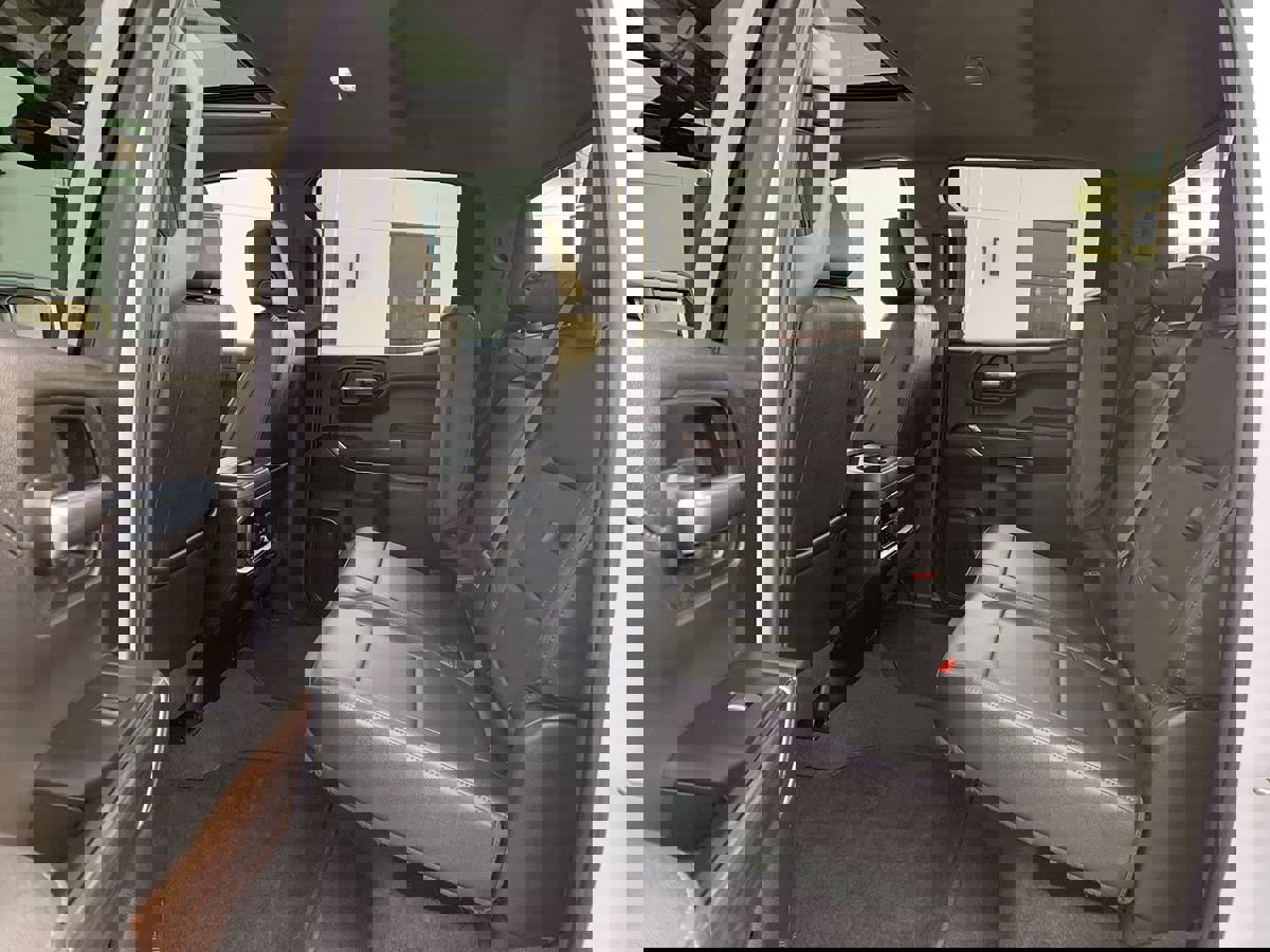 Used 2022 GMC Sierra 1500 SLT w/ SLT Convenience Package image 29