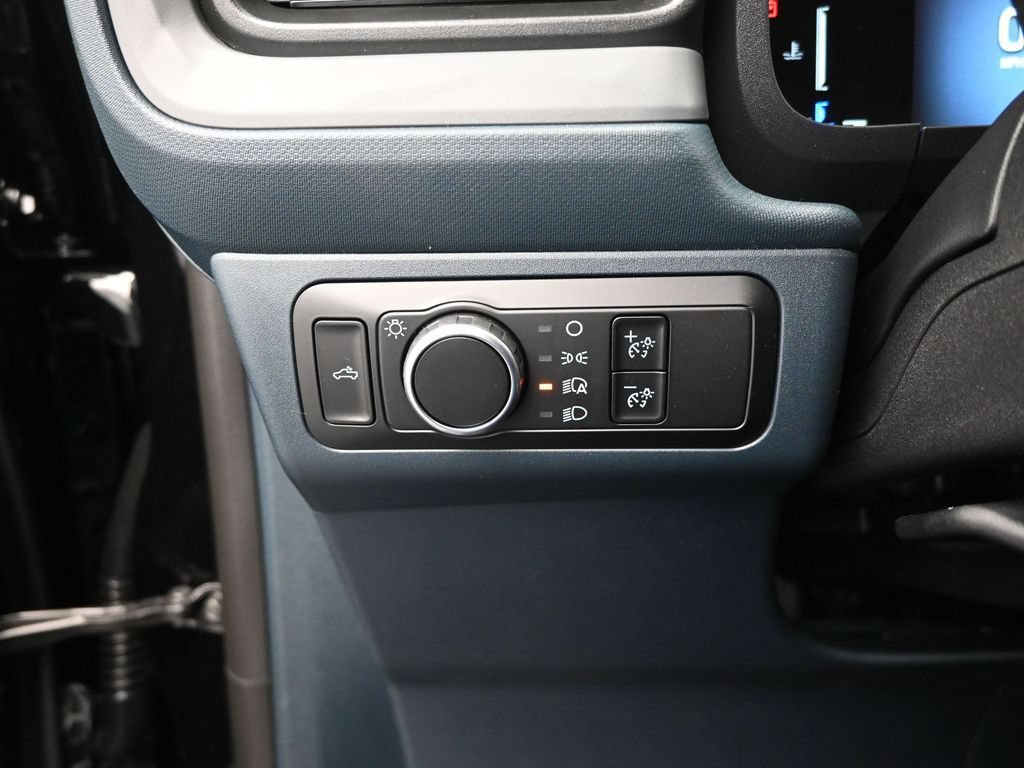 Used 2026 Ford Maverick XL AWD/4WD image 11