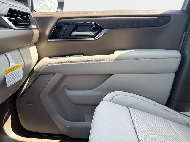 New 2026 GMC Yukon XL Denali w/ Denali Reserve Package AWD/4WD image 22