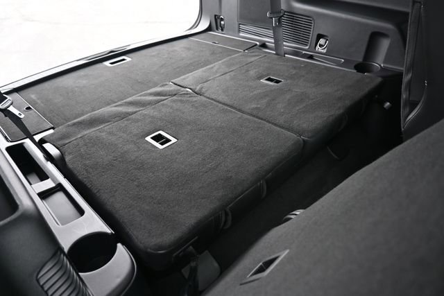 Used 2022 Ford Explorer ST w/ Equipment Group 401A image 22