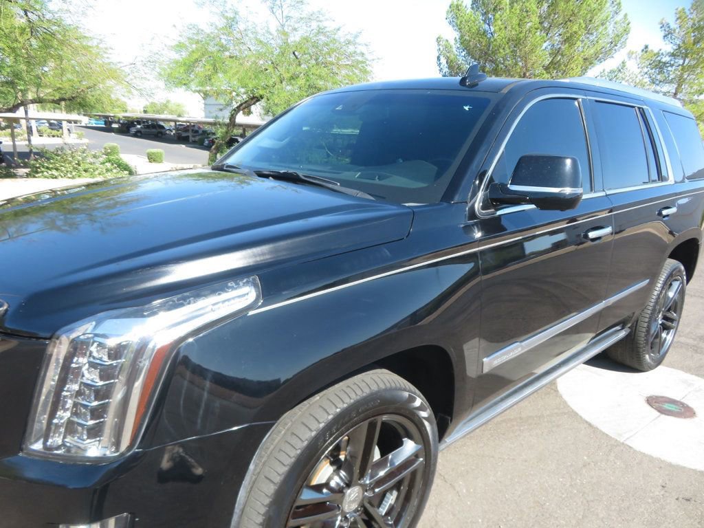 Used 2015 Cadillac Escalade Platinum AWD/4WD image 8