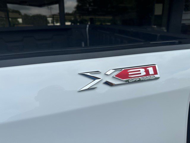 Certified 2023 GMC Sierra 1500 SLT w/ SLT Convenience Package image 6