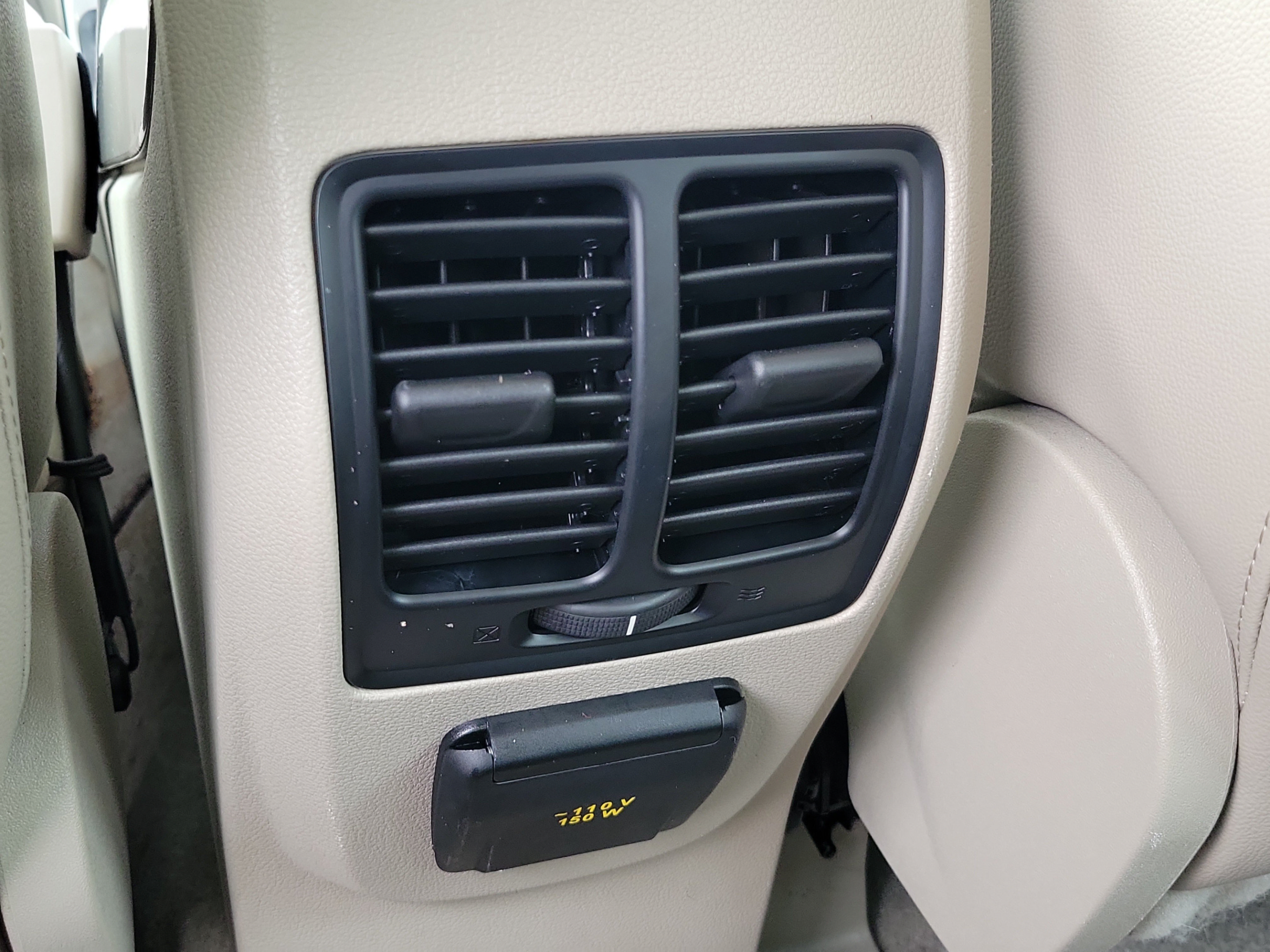 Used 2016 Ford C-MAX SEL w/ Equipment Group 302A FWD image 14