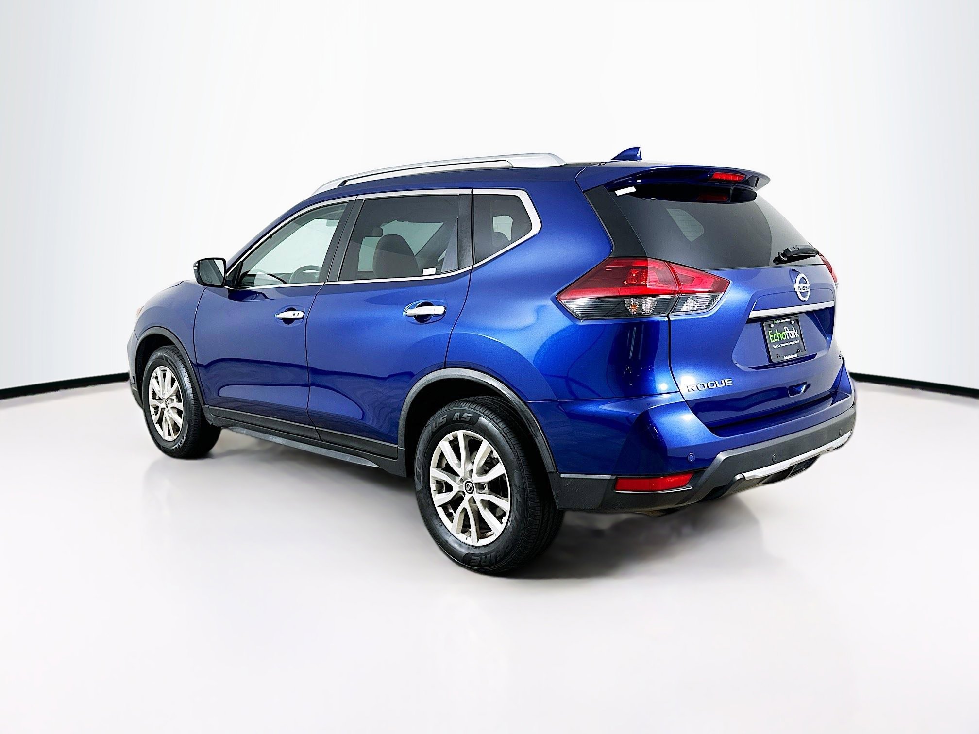 Used 2020 Nissan Rogue SV FWD image 5