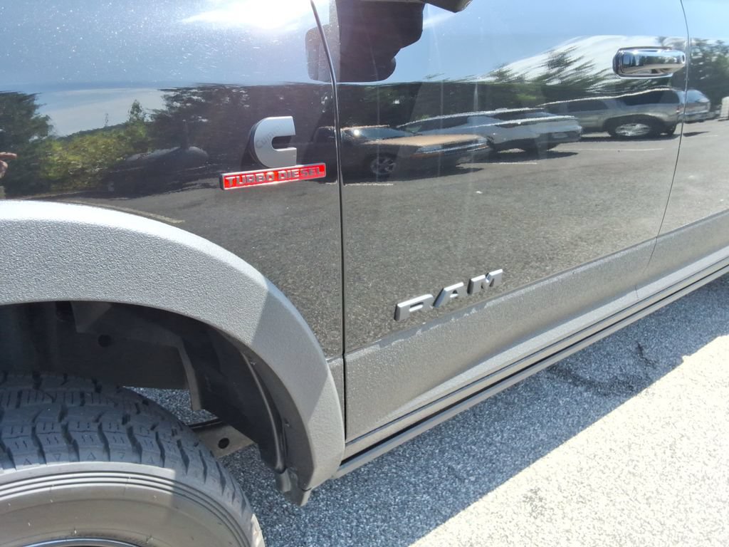 Used 2023 RAM 2500 Limited AWD/4WD image 12