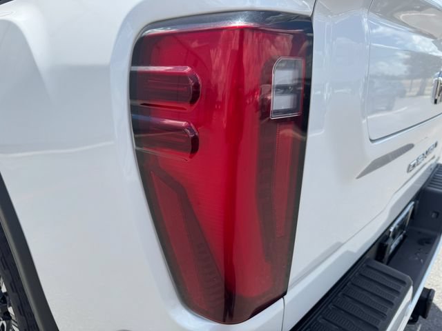 Used 2024 GMC Sierra 2500 Denali Ultimate w/ Max Trailering Package AWD/4WD image 35
