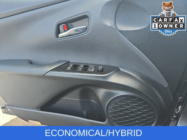 Used 2016 Toyota Prius Four w/ Advanced Technology Package FWD image 13