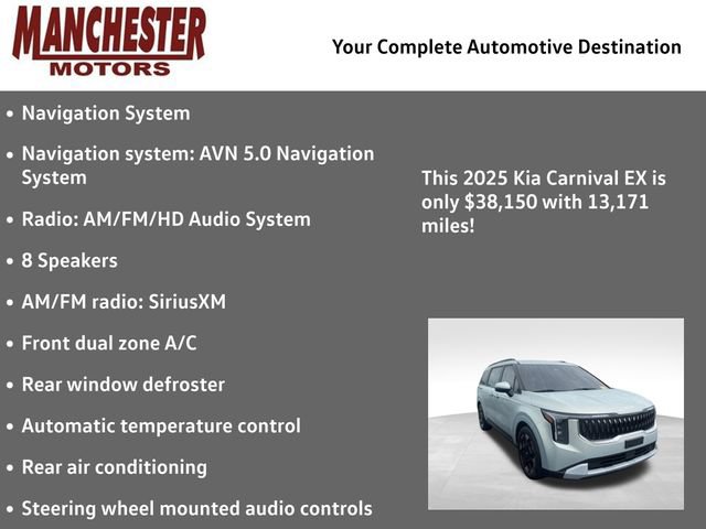 Used 2025 Kia Carnival EX FWD image 2