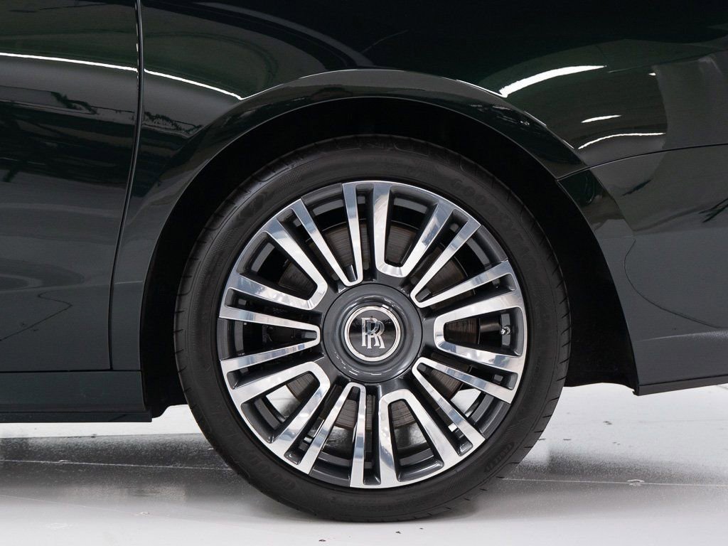 Used 2025 Rolls-Royce Ghost image 50