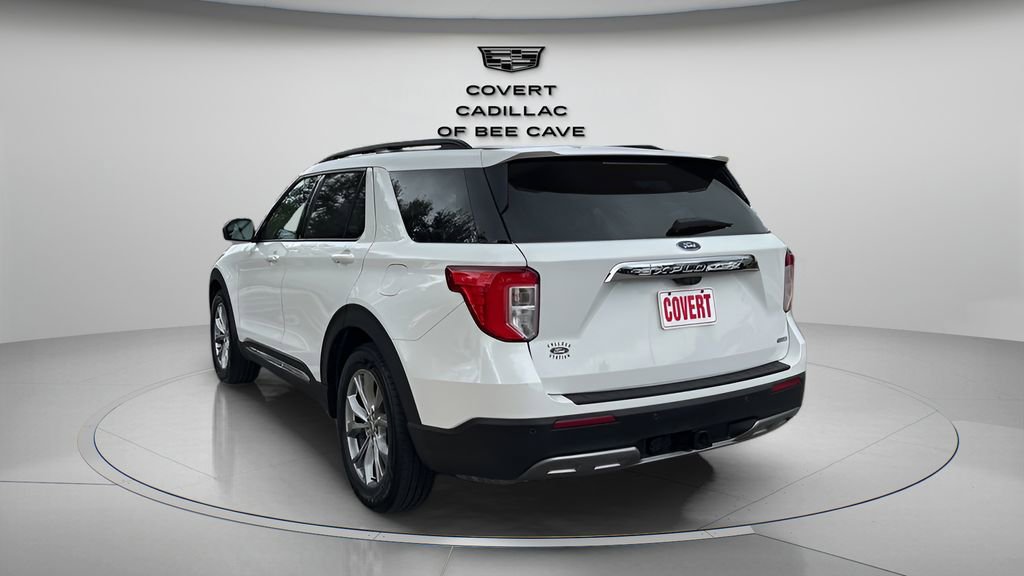 Used 2020 Ford Explorer XLT w/ Equipment Group 202A image 7