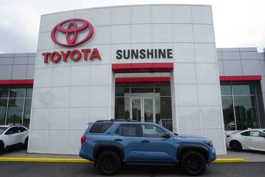 New 2026 Toyota 4Runner TRD Off-Road Premium AWD/4WD image 1