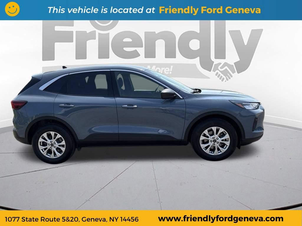 Used 2023 Ford Escape Active AWD/4WD image 7