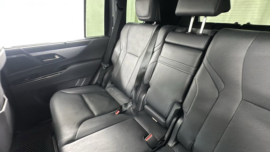 Used 2023 Lexus LX 600 F Sport image 14