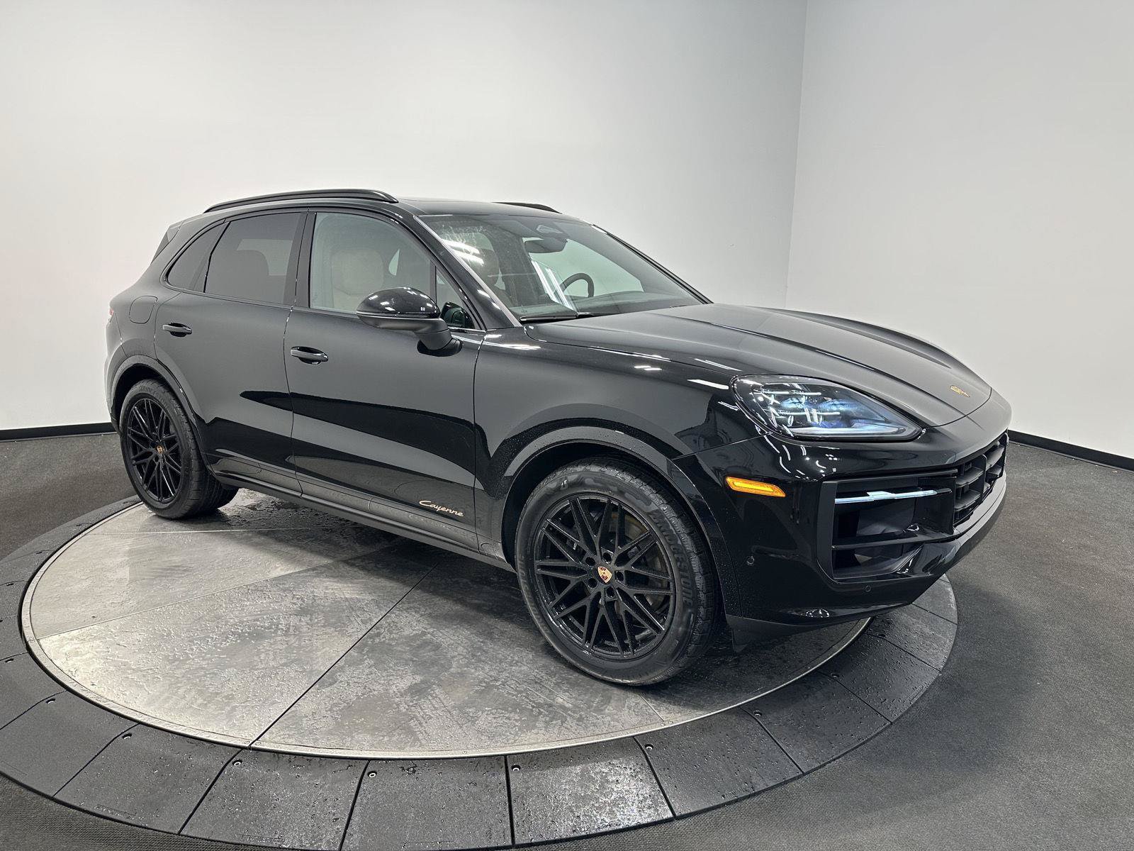 New 2026 Porsche Cayenne AWD/4WD image 9