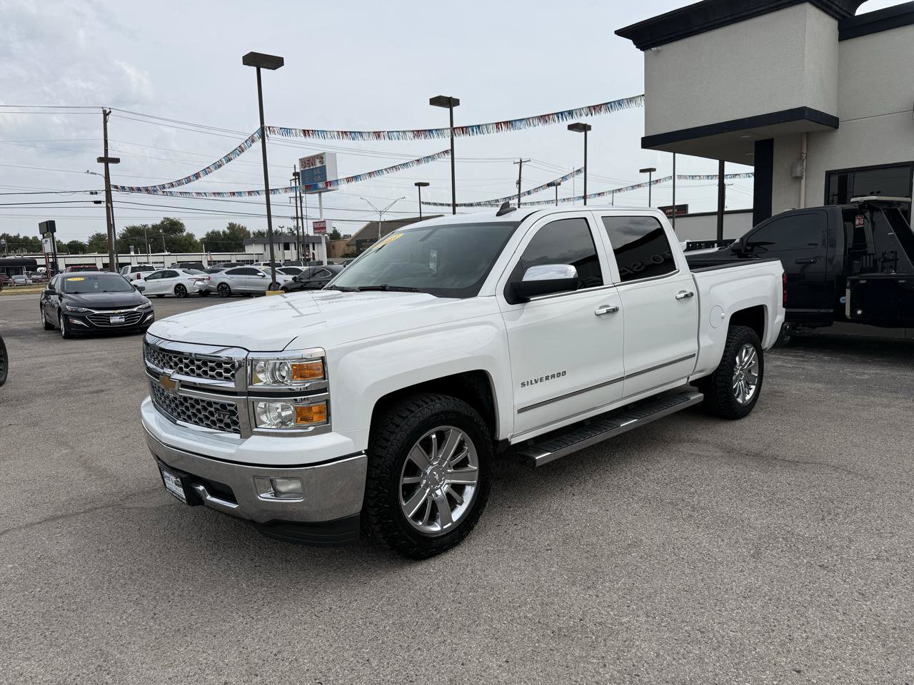 Used 2015 Chevrolet Silverado 1500 LTZ RWD image 2