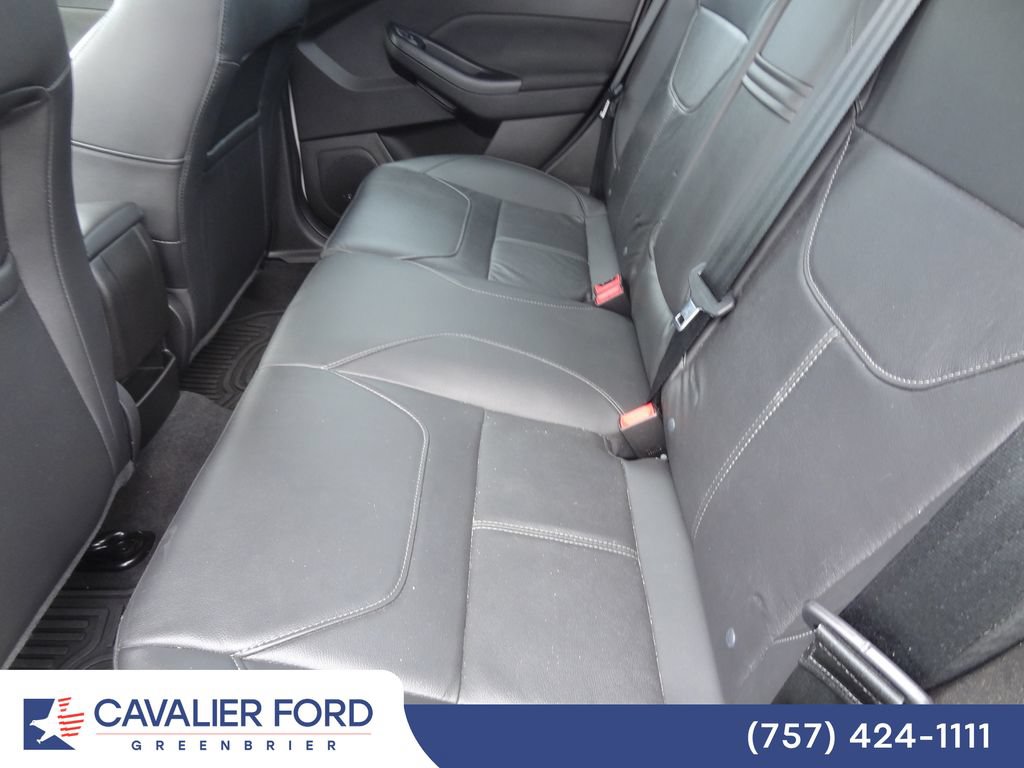 Used 2015 Ford Focus Titanium w/ Titanium Cold Weather Package FWD image 11