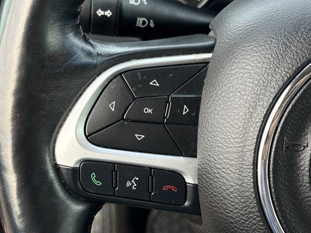 Used 2018 Jeep Compass Trailhawk w/ Cold Weather Group AWD/4WD image 21