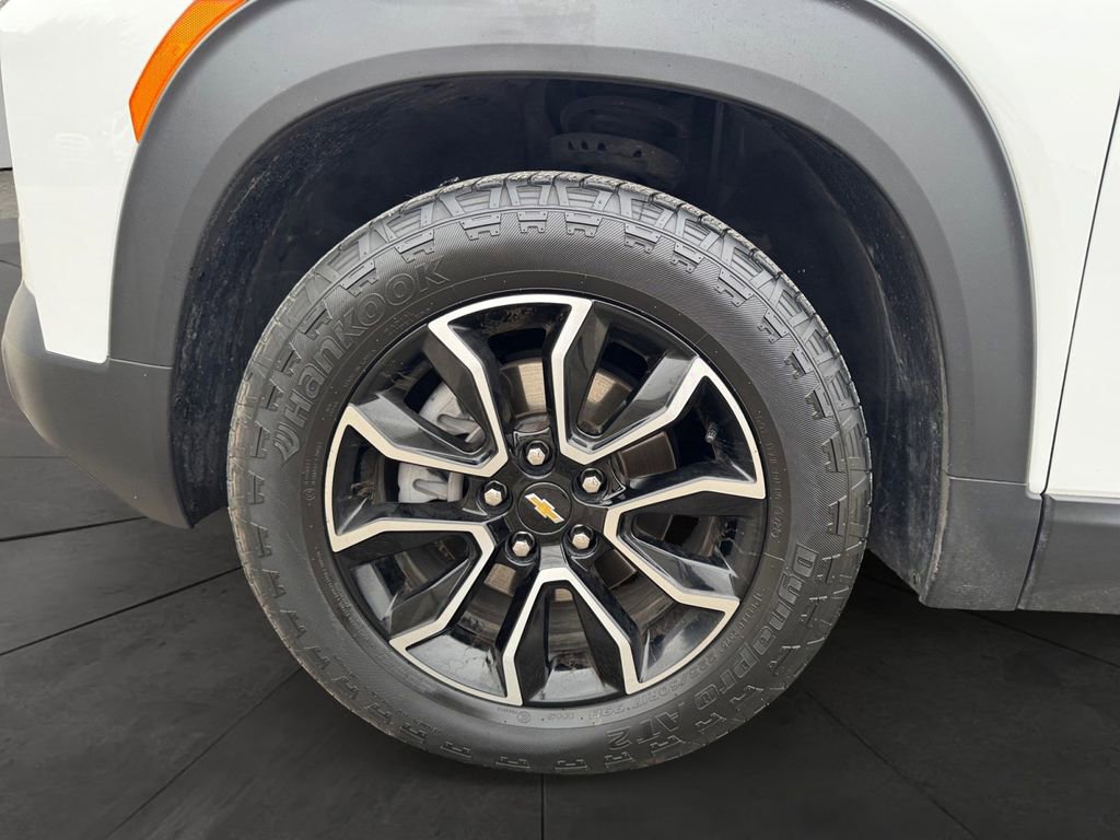 Used 2023 Chevrolet TrailBlazer ACTIV w/ Sun and Liftgate Package image 14