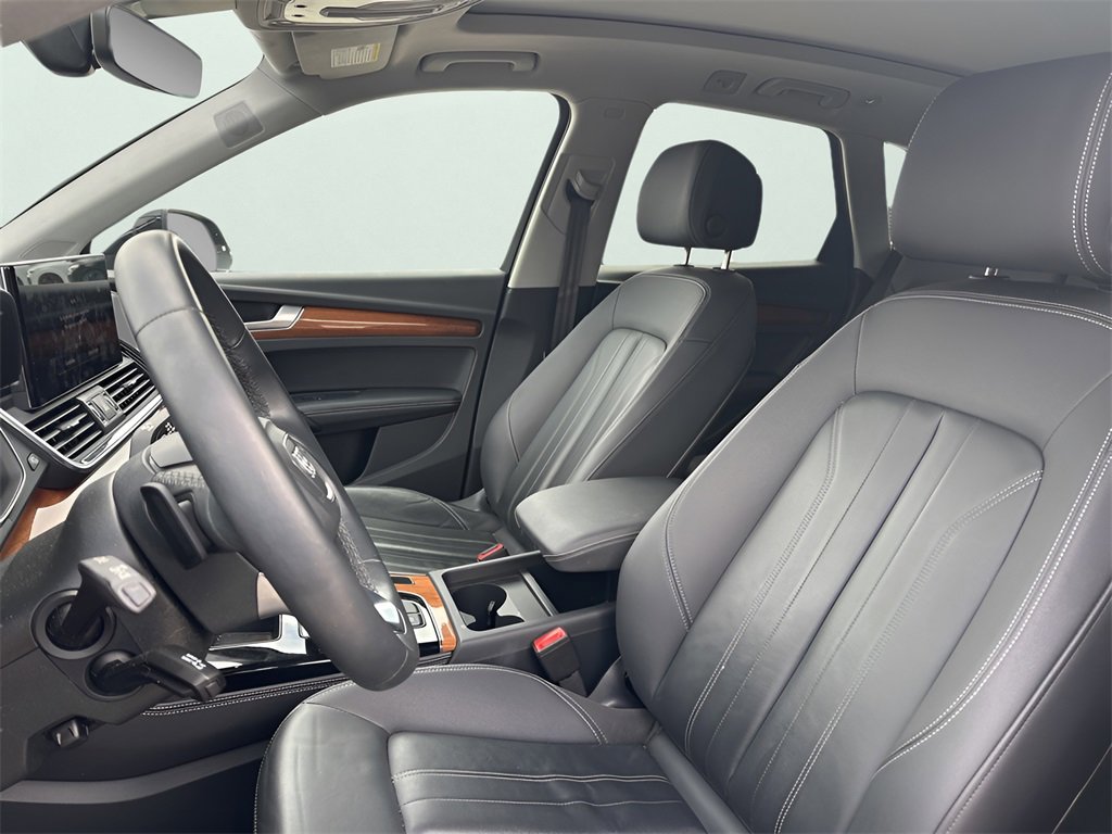 Used 2023 Audi Q5 2.0T Premium Plus w/ Premium Plus Package image 11