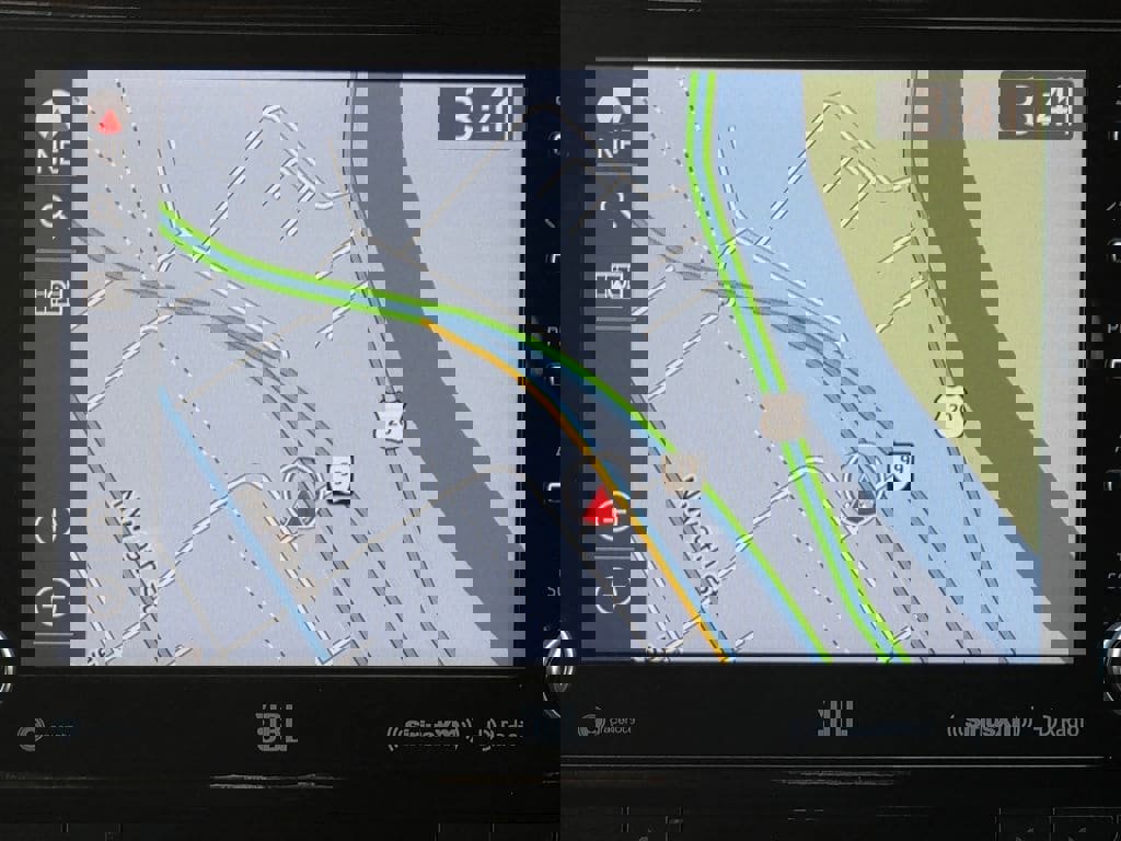 Used 2021 Toyota Highlander XSE image 13