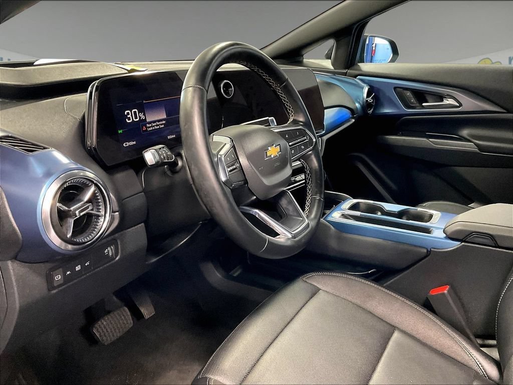 Used 2026 Chevrolet Equinox EV LT w/ Convenience Package II AWD/4WD image 8