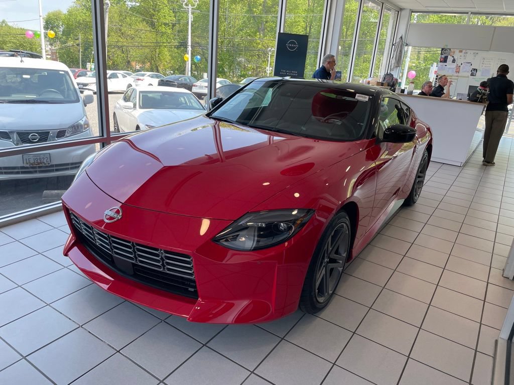 New 2026 Nissan Z Sport w/ Floor Mat Package