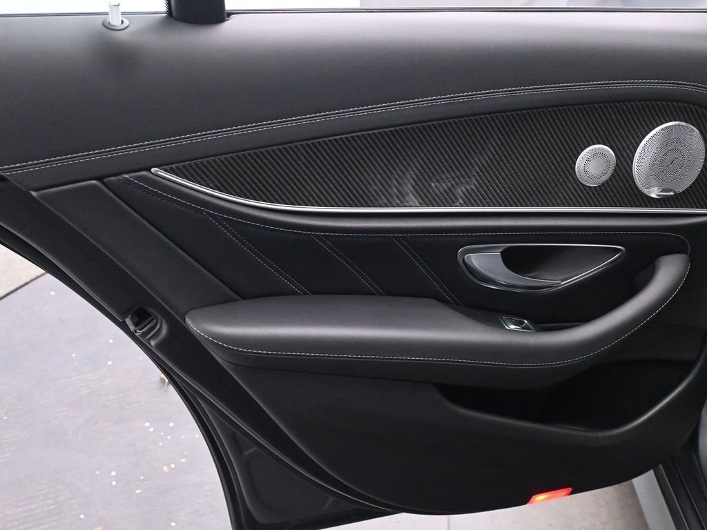 Used 2018 Mercedes-Benz E 63 AMG S image 18