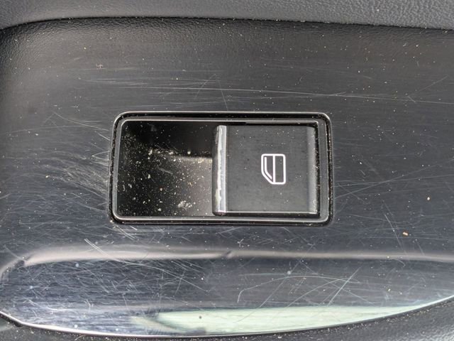Used 2024 MAZDA MAZDA3 s FWD image 39