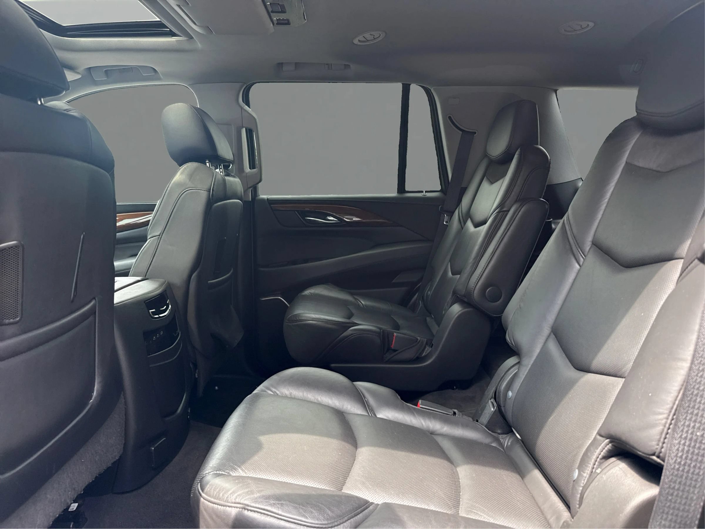 Used 2020 Cadillac Escalade Luxury AWD/4WD image 10