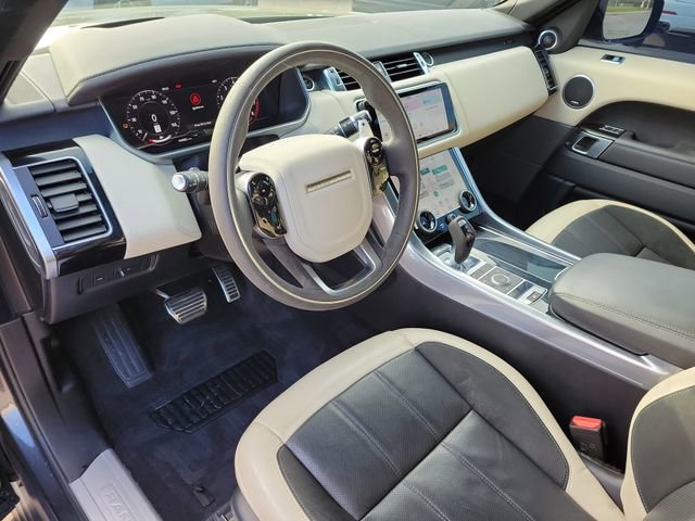 Used 2020 Land Rover Range Rover Sport HST image 24