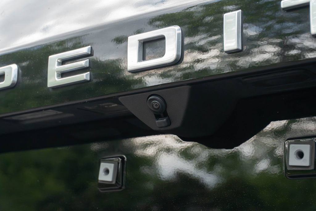 Used 2025 Ford Expedition Active RWD image 11