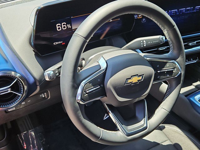 Used 2024 Chevrolet Equinox EV LT FWD image 11