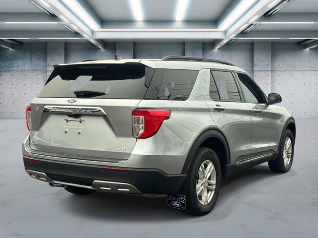 Certified 2023 Ford Explorer XLT w/ Equipment Group 202A AWD/4WD image 26