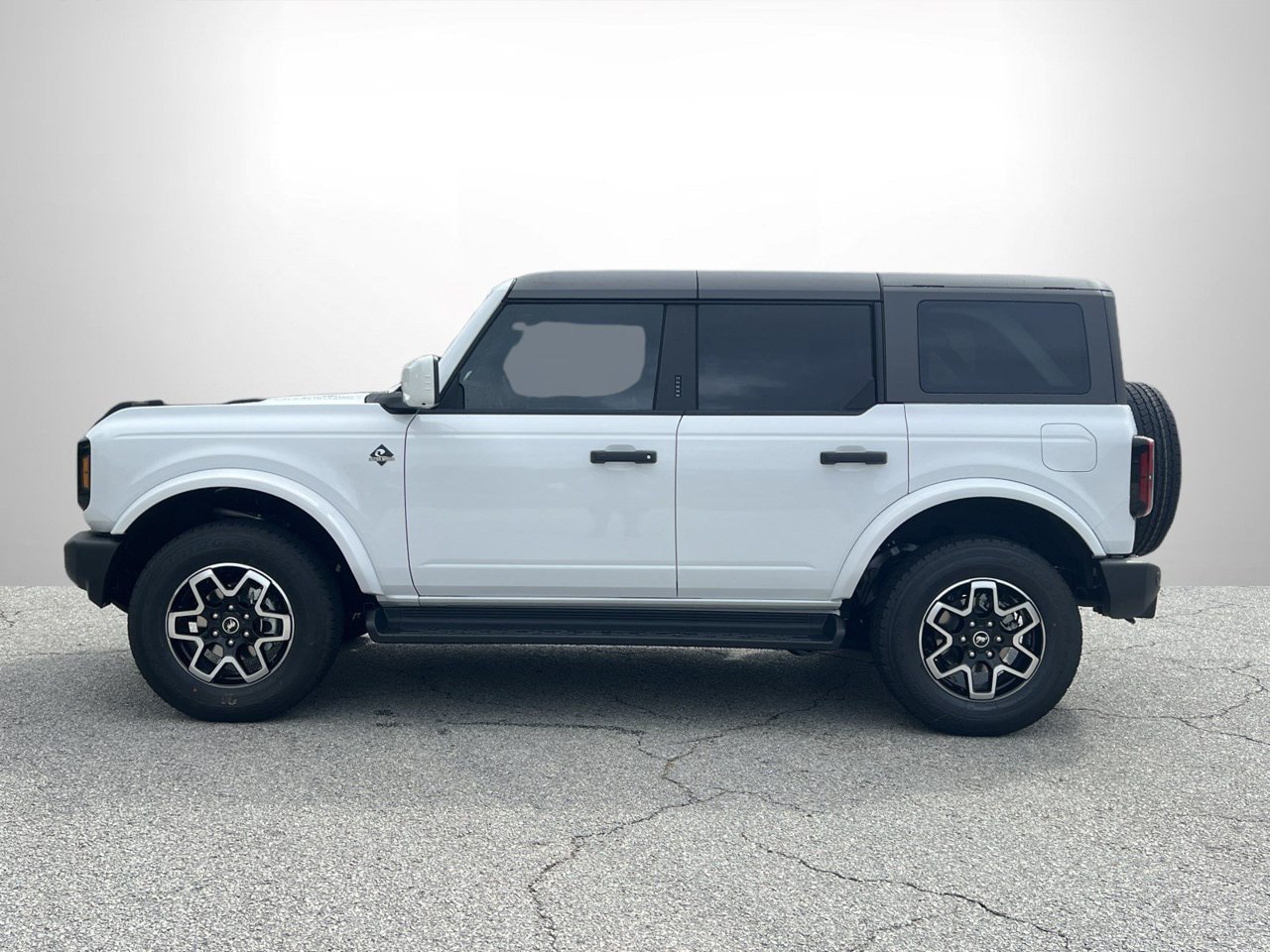 New 2026 Ford Bronco Outer Banks AWD/4WD image 20