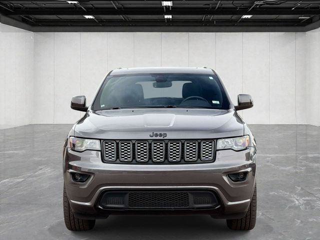Certified 2019 Jeep Grand Cherokee Altitude AWD/4WD image 2
