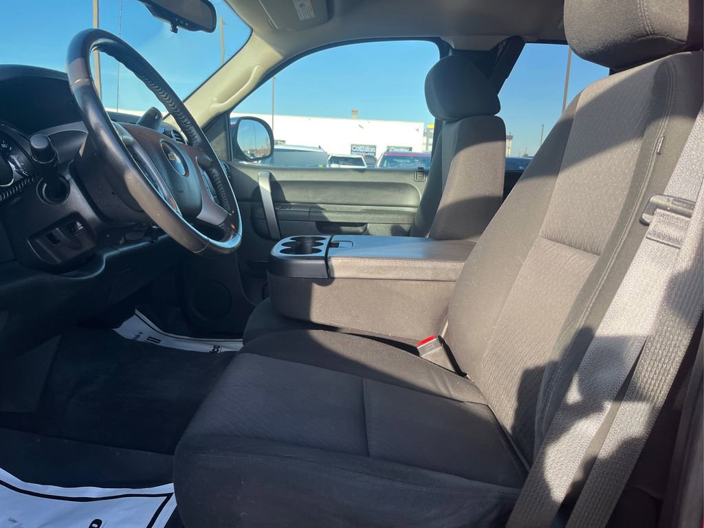 Used 2013 Chevrolet Silverado 1500 LT image 9