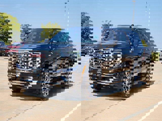 New 2026 GMC Yukon Denali w/ Advanced Technology Package image 3