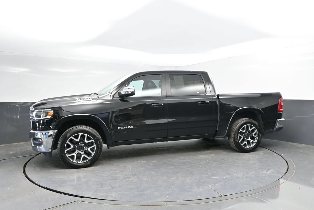 Used 2025 RAM 1500 Laramie AWD/4WD image 6