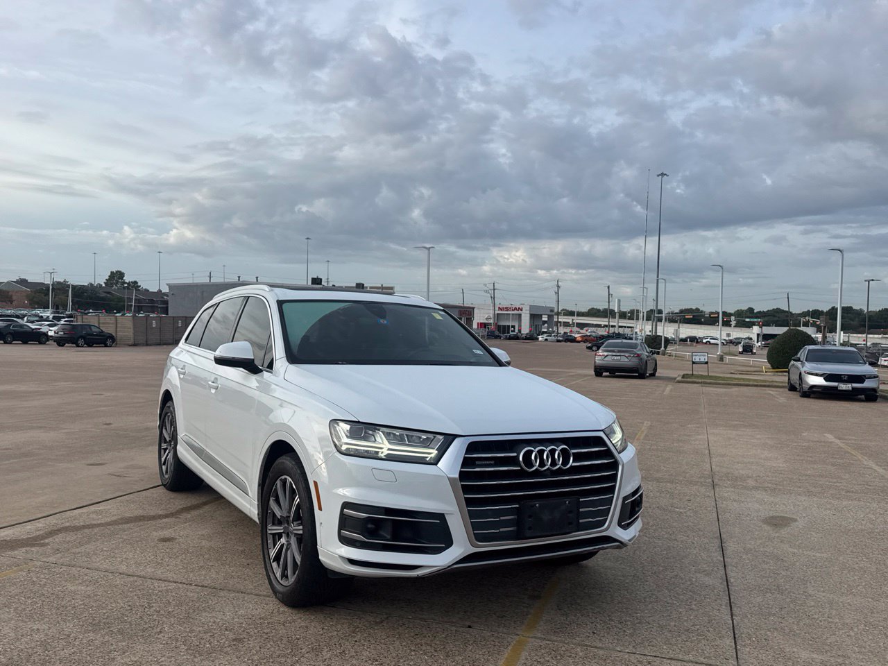 Used 2019 Audi Q7 3.0T Prestige AWD/4WD image 3