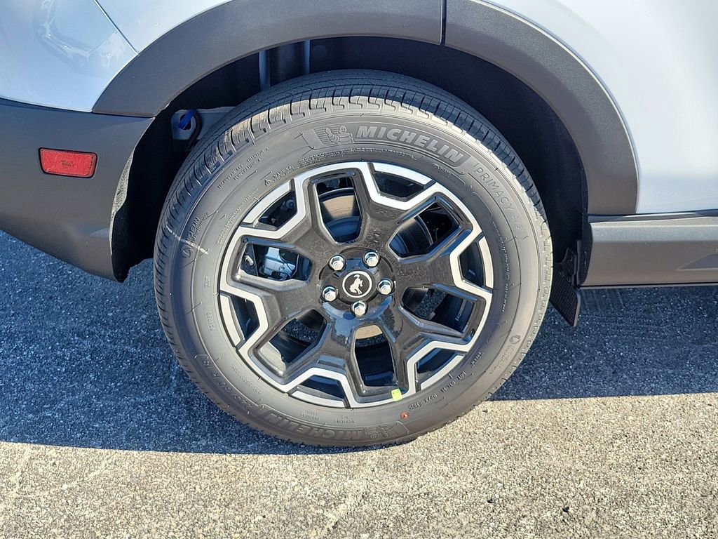 New 2025 Ford Bronco Sport Outer Banks w/ Outer Banks Tech Package+ image 5
