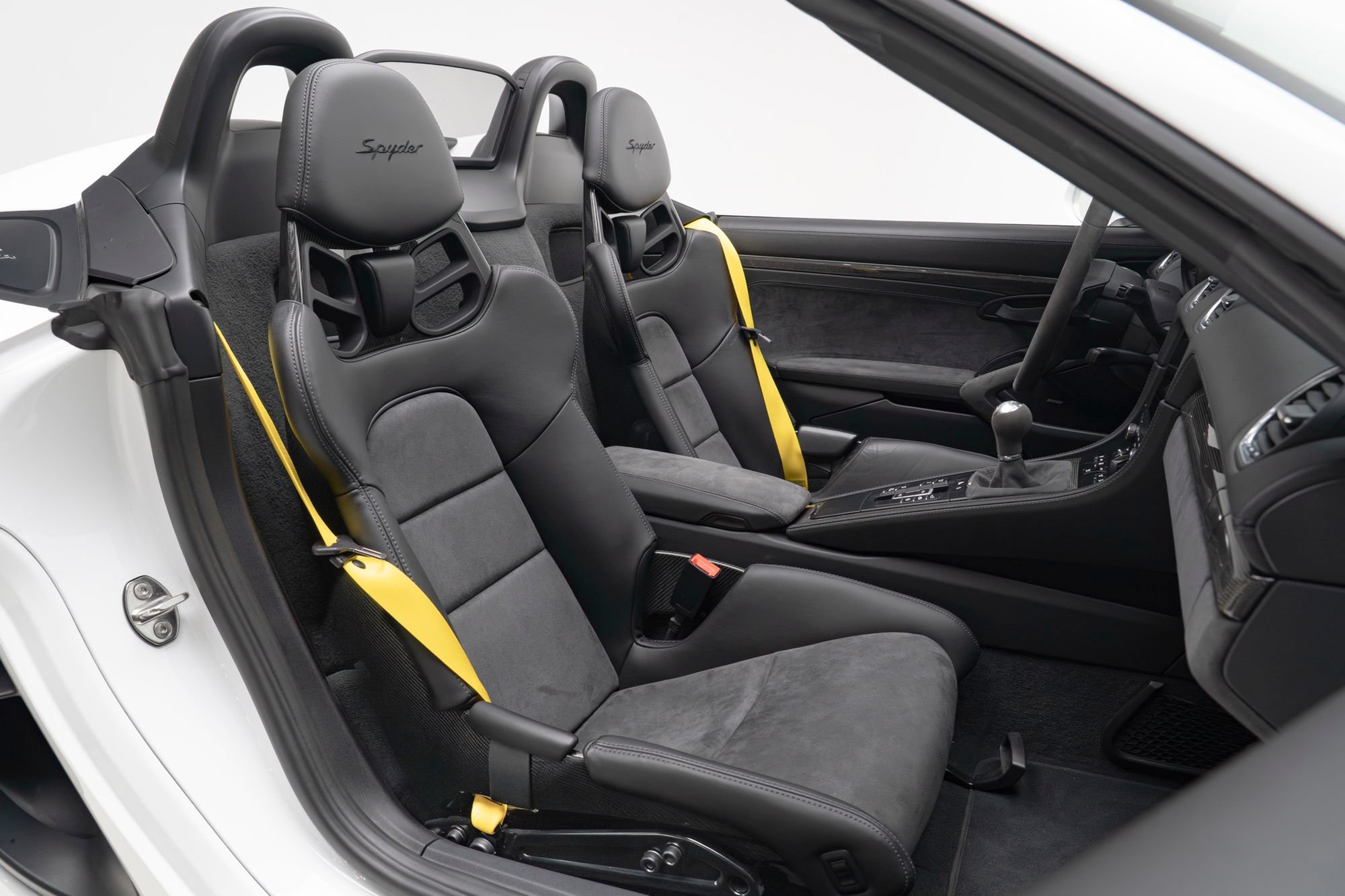 Used 2020 Porsche 718 Boxster Spyder RWD image 44