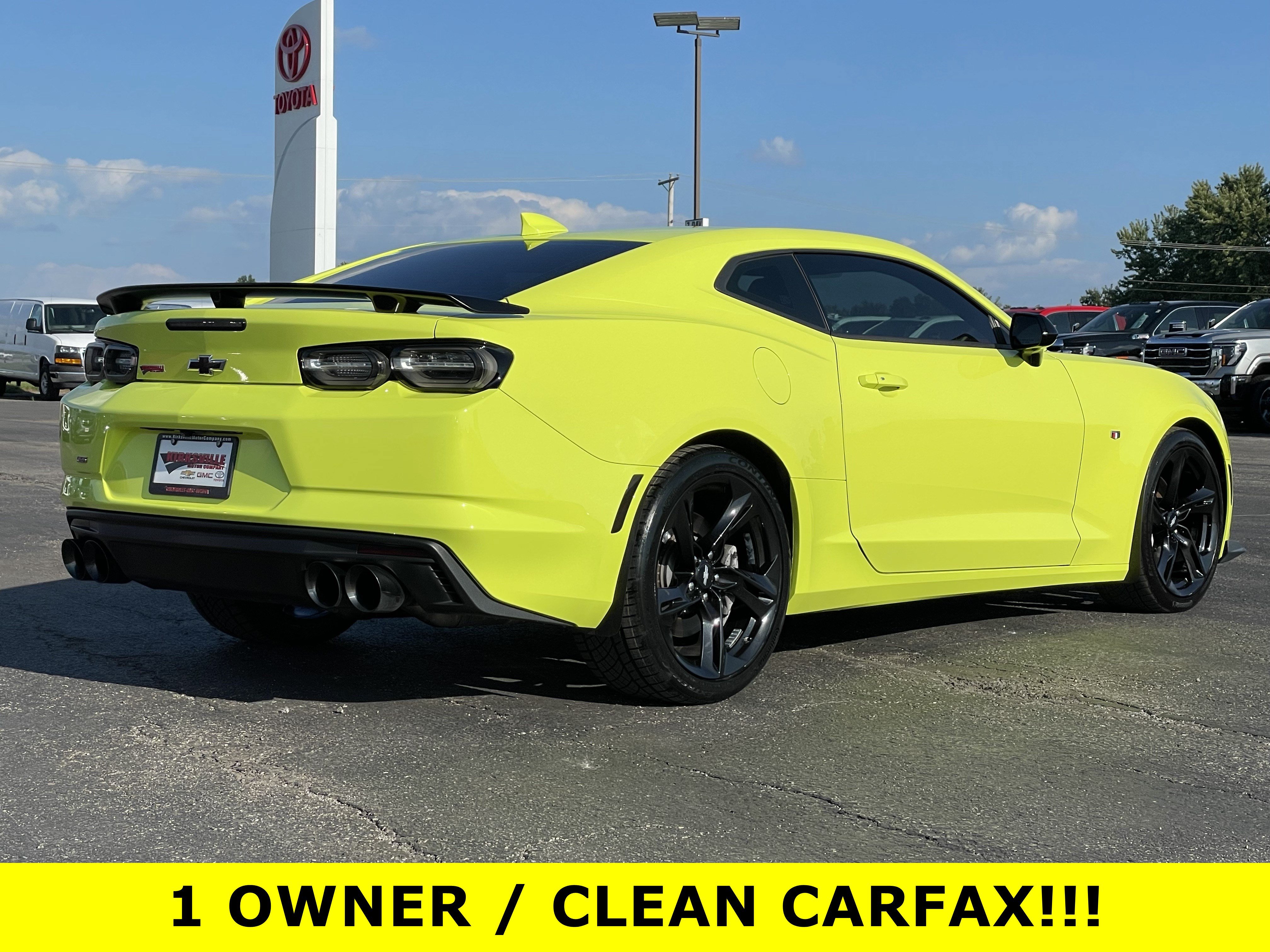 Certified 2019 Chevrolet Camaro SS w/ Black Appearance Package RWD image 4