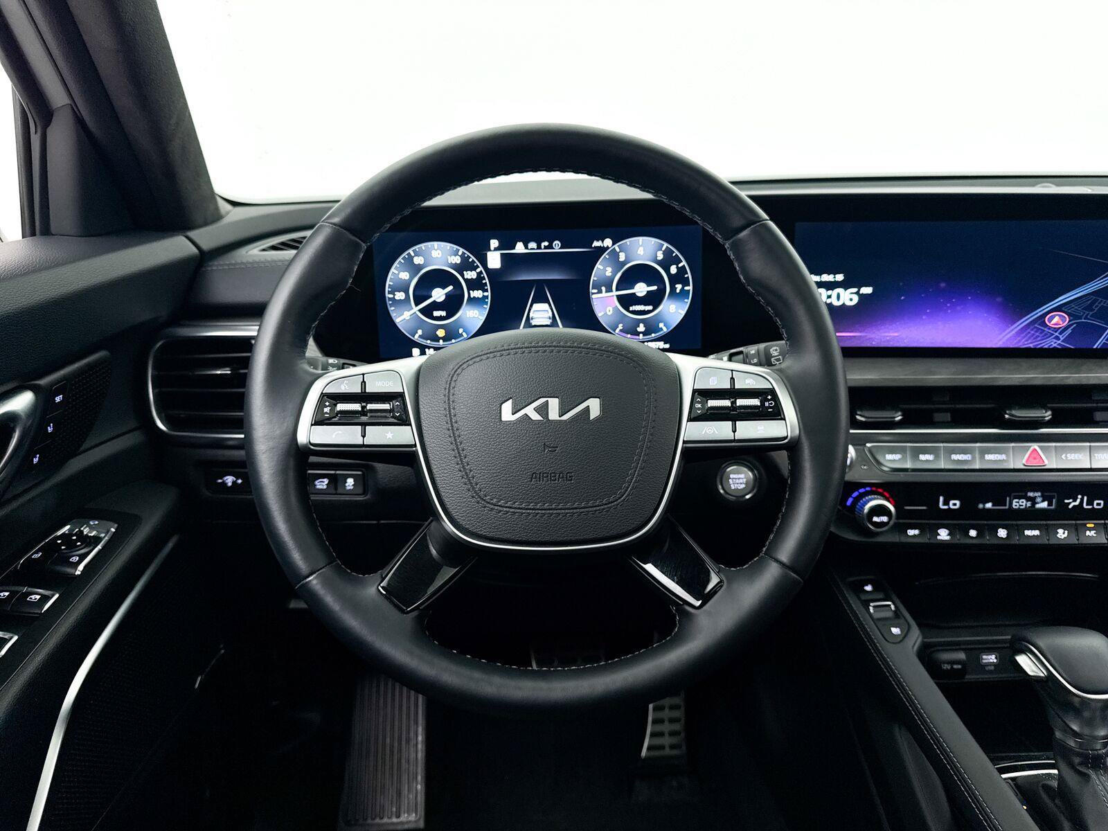 Used 2025 Kia Telluride SX Prestige X-Pro AWD/4WD image 5