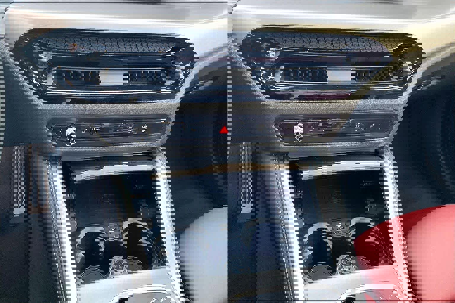 Used 2025 BMW 430i xDrive w/ M Sport Package image 35